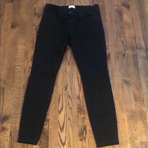 Black stretchy jeans